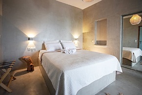 Eight Dimensions Capari Suites Elafonisos