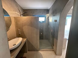 Eight Dimensions Capari Suites Elafonisos