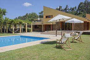 Liiiving  Caminha Countryside Pool House
