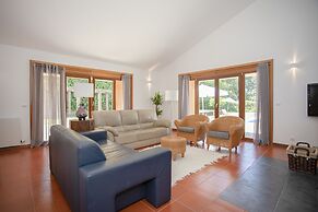 Liiiving  Caminha Countryside Pool House