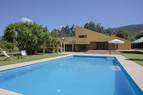 Liiiving  Caminha Countryside Pool House