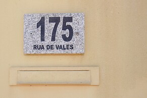 Liiiving  Caminha Countryside Pool House