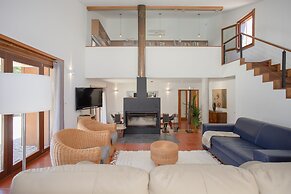 Liiiving  Caminha Countryside Pool House