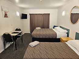 Bulls Motel & Holiday Park