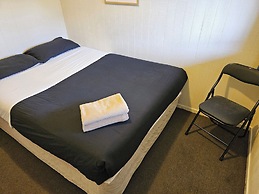 Bulls Motel & Holiday Park