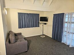 Bulls Motel & Holiday Park