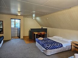 Bulls Motel & Holiday Park