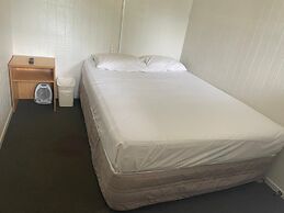 Bulls Motel & Holiday Park