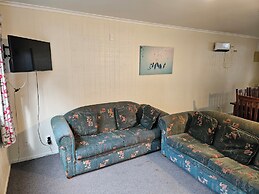 Bulls Motel & Holiday Park