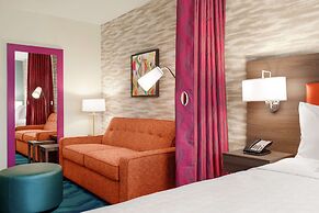 Home2 Suites by Hilton Sarasota - Bradenton Airport, FL
