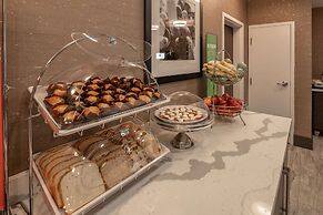 Hampton Inn & Suites Dallas/Plano Central