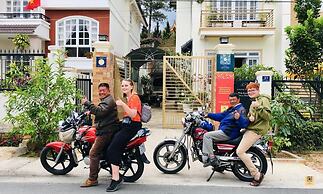 All Aboard Hostel & Cafe