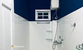 All Aboard Hostel & Cafe