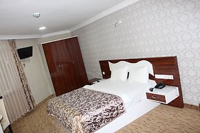 Sinan Hotel