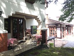 Hotel Shirakabako Sakaeen