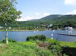 Hotel Shirakabako Sakaeen