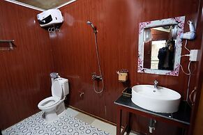 Green Hill Hostel & Homestay