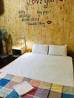 Green Hill Hostel & Homestay