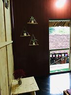 Green Hill Hostel & Homestay