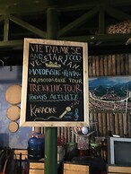 Green Hill Hostel & Homestay