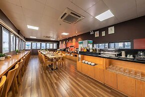 Azumaya Hotel Linh Lang