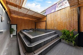 Azumaya Hotel Linh Lang