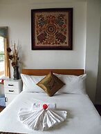 Tagimoucia House Hotel