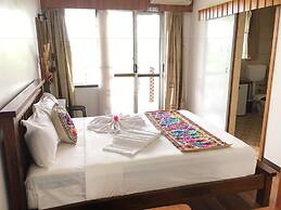 Tagimoucia House Hotel