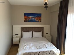 Leader Mansion Hotel & Suite