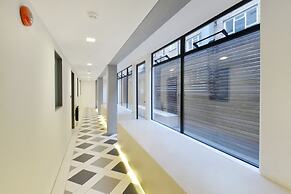 Superior St Christophers Place