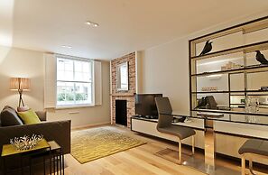 Superior St Christophers Place