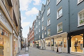 Superior St Christophers Place