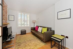 Superior St Christophers Place