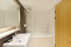 Superior St Christophers Place