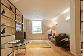 Superior St Christophers Place