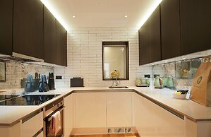 Superior St Christophers Place