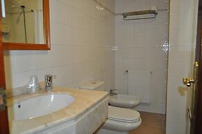 Albergue O Cruceiro - Hostel