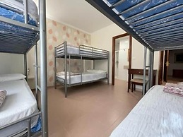 Albergue O Cruceiro - Hostel