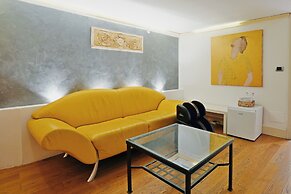 Avanguardia Art Club