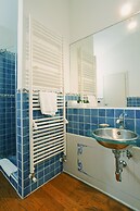 Avanguardia Art Club