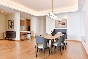 The Clouds Apartment