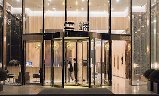 The Clouds Apartment