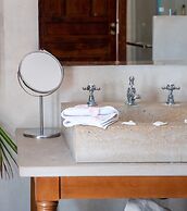 Riad Mayfez Suites & Spa