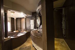 Riad Mayfez Suites & Spa
