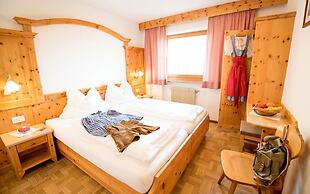 Mahlknechthuette Seiseralm