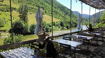 Hôtel Restaurant Le Parisien