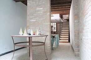 Venetian House With Terrace