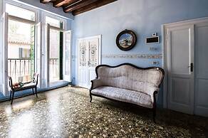 Venice Giardini Biennale Apartment