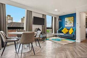 Roomzzz London Stratford