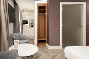 Roomzzz London Stratford